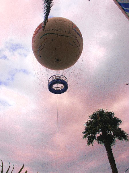 Riesenballon mit Personen Auftrieb Ballongas
